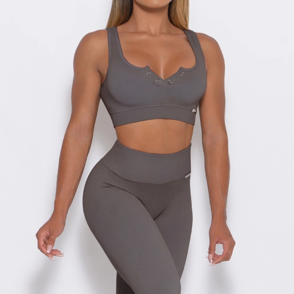 Bombshell sportswear ribbed bra. Inspired seamless snap bra Snap buttons.